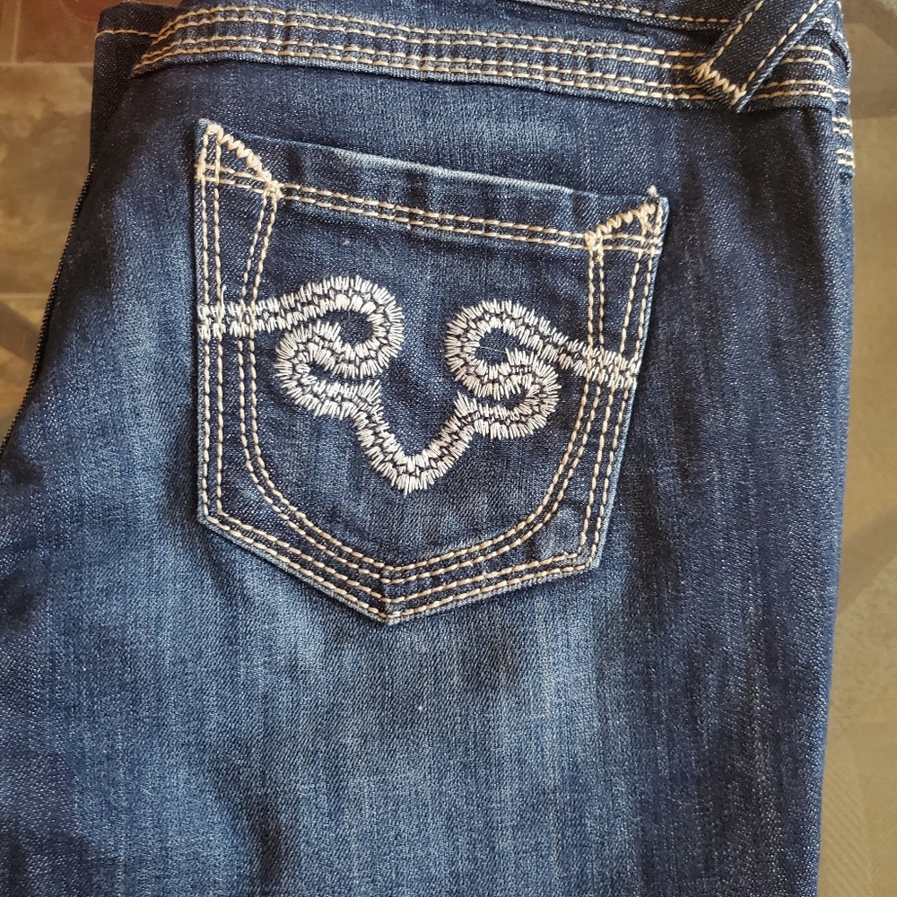 Jeans - Picture 2 of 3